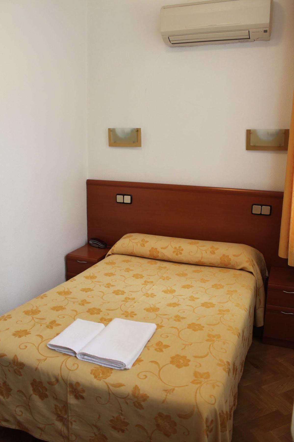 Hostal Jerez Μαδρίτη Εξωτερικό φωτογραφία